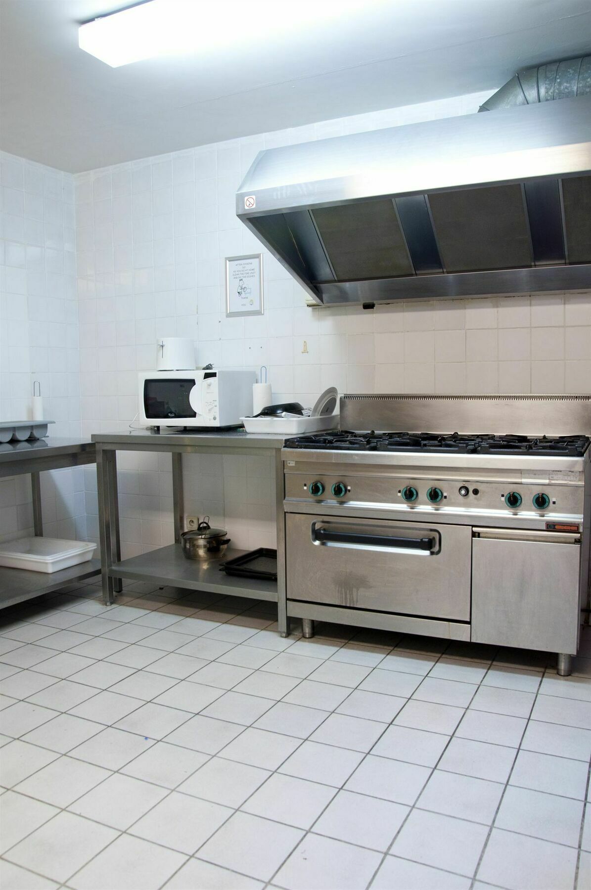 บัดเจ็ต แฟลตส์ บรัสเซลส์ Apartment ภายนอก รูปภาพ